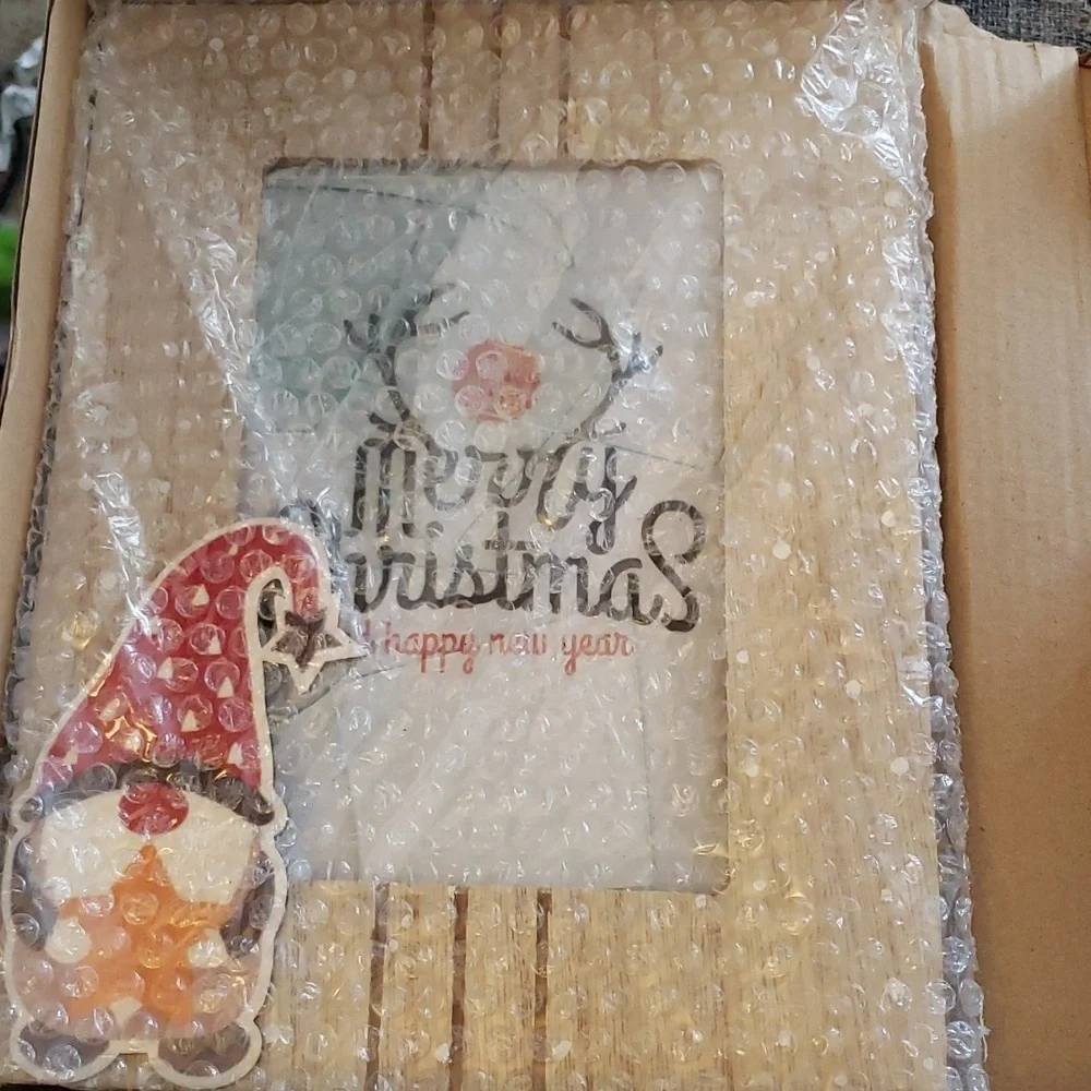 Oyaton Christmas Photo Frame and Reindeer Advent Calendar 2 Piece Set